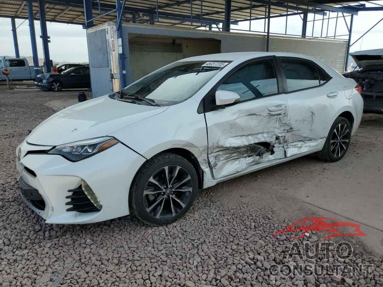 TOYOTA COROLLA 2018 - 5YFBURHE6JP851096