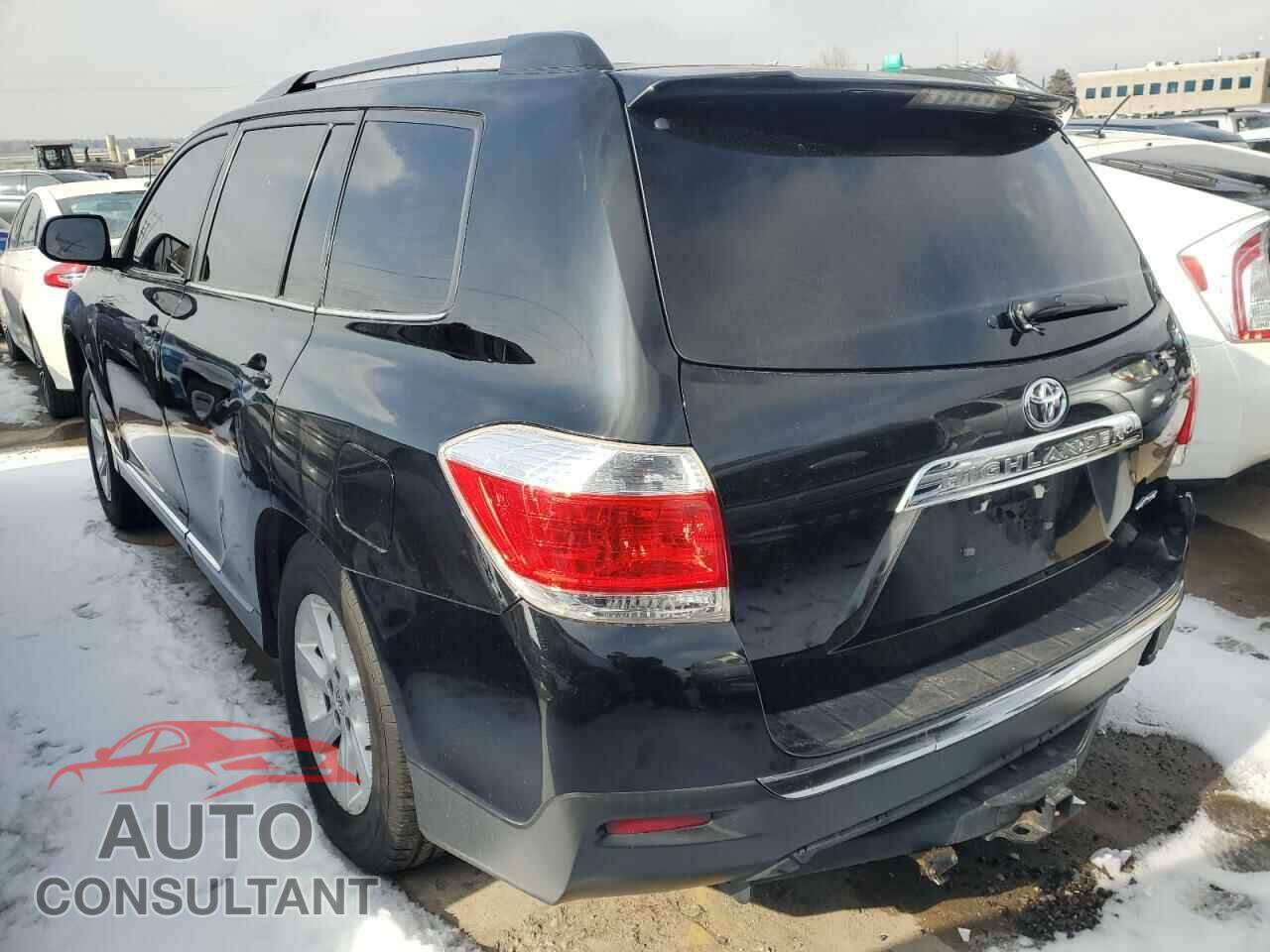 TOYOTA HIGHLANDER 2013 - 5TDBK3EH8DS253640