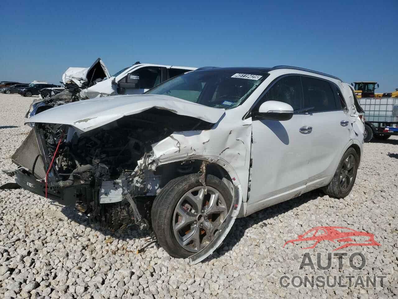 KIA SORENTO 2018 - 5XYPK4A56JG369581