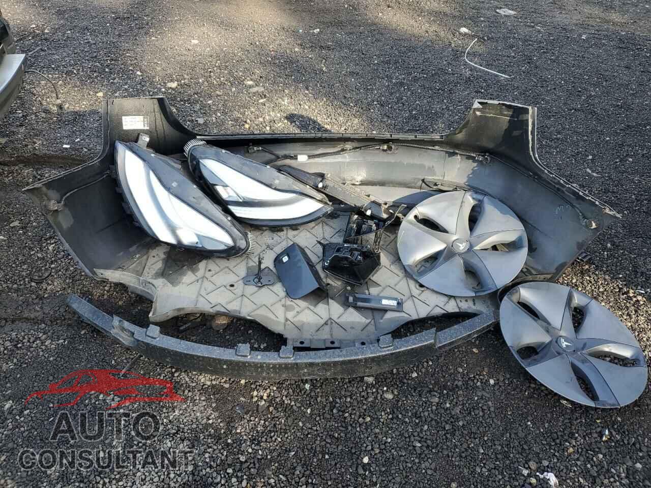TESLA MODEL 3 2018 - 5YJ3E1EA1JF101685