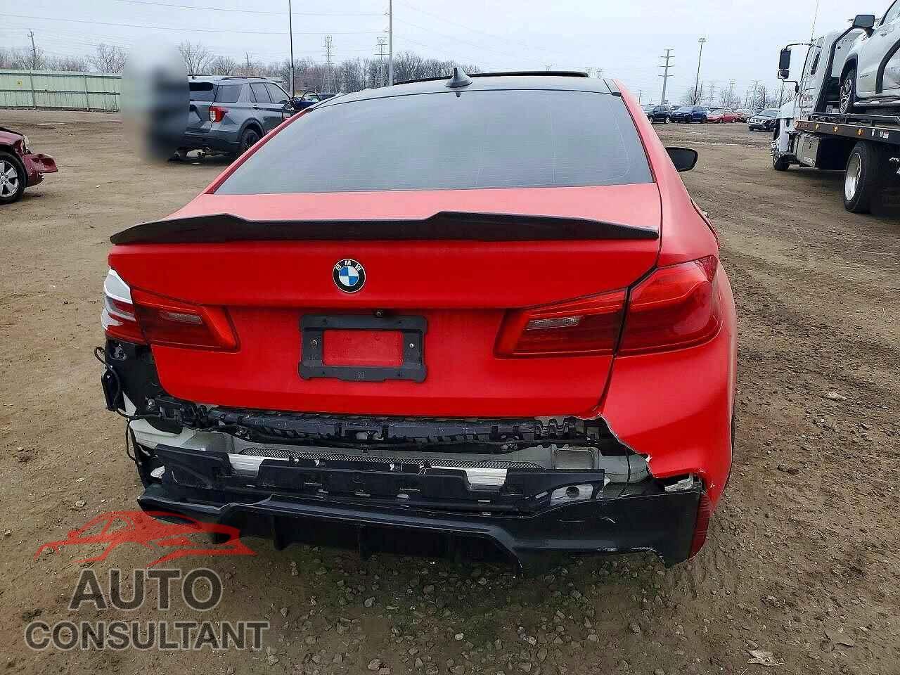 BMW M5 2018 - WBAJB9C58JB035155