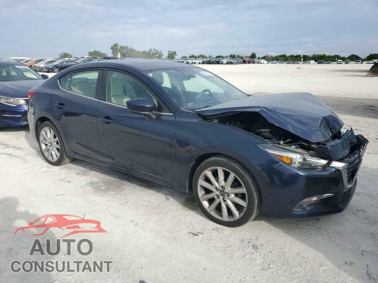 MAZDA 3 2017 - 3MZBN1W32HM141742