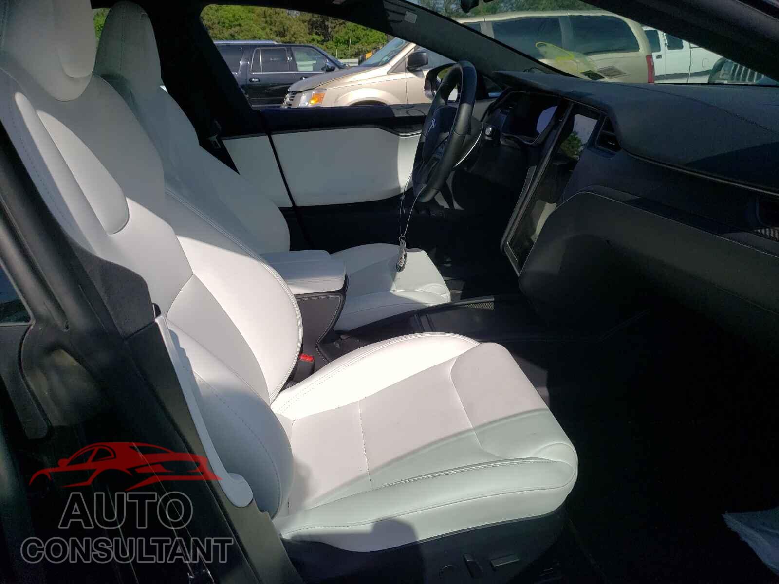 TESLA MODEL S 2021 - 5YJSA1E45MF426345