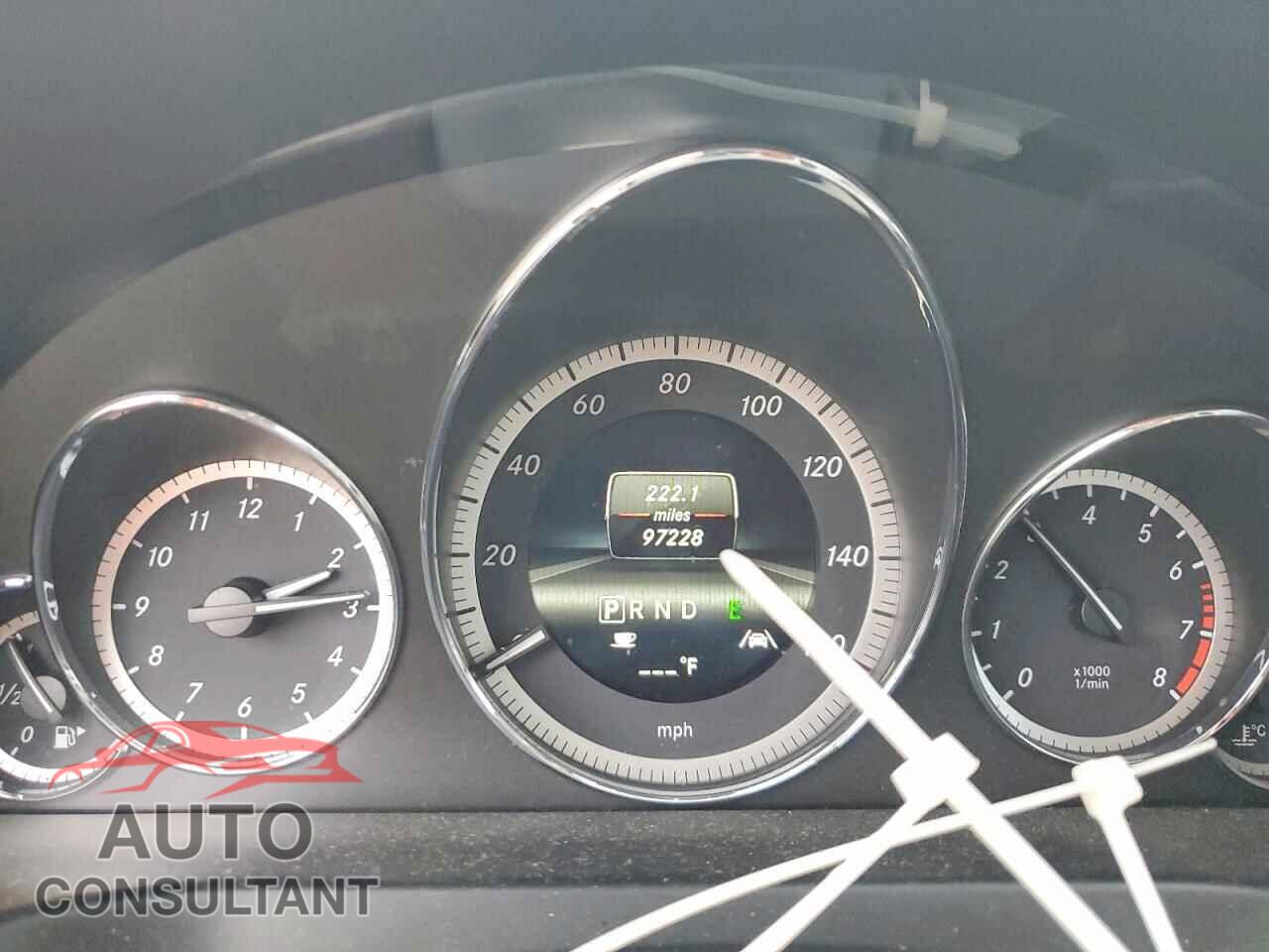 MERCEDES-BENZ E-CLASS 2013 - WDDKJ5KB5DF198326