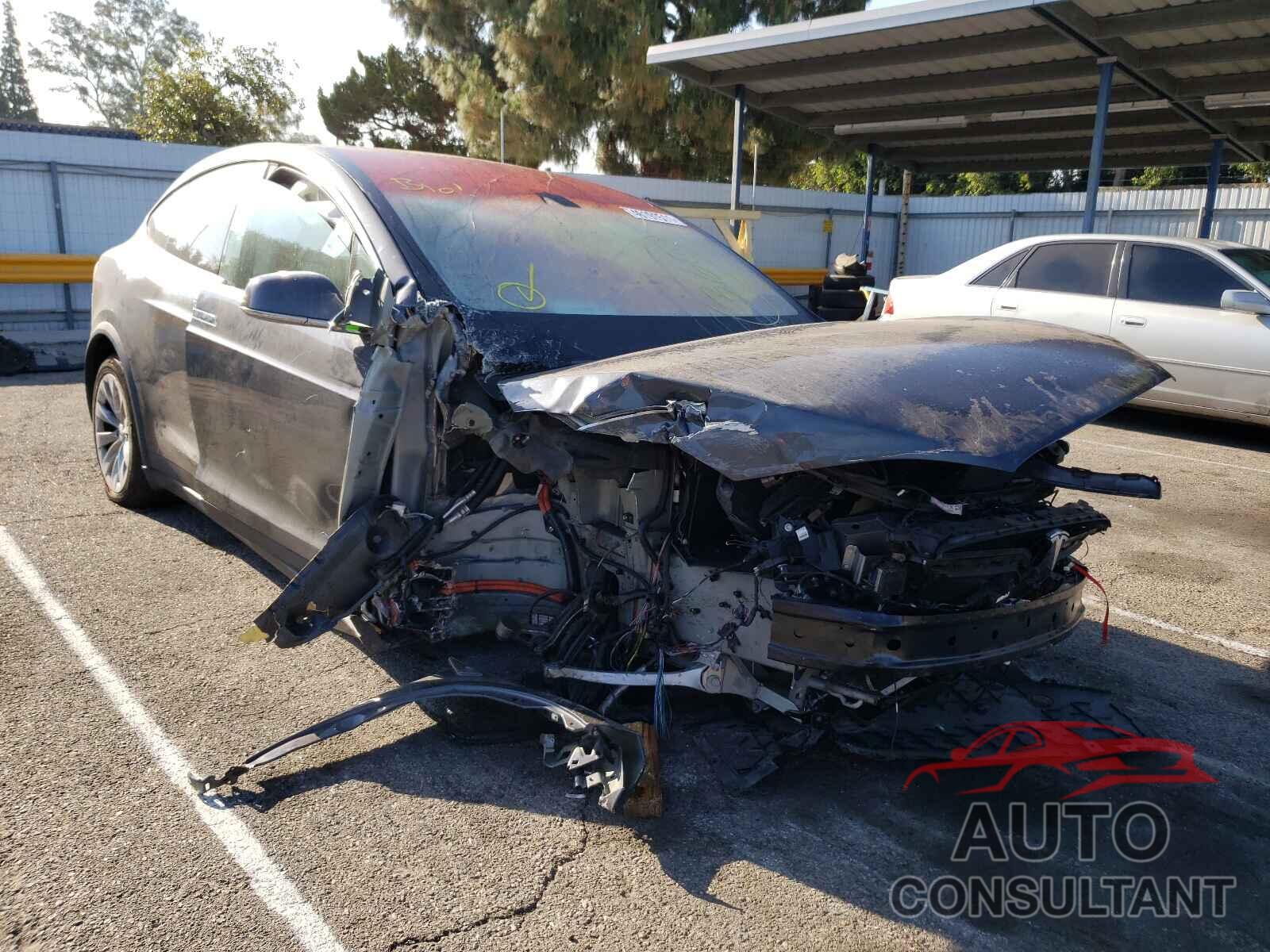 TESLA MODEL X 2016 - 5YJXCBE24GF021442