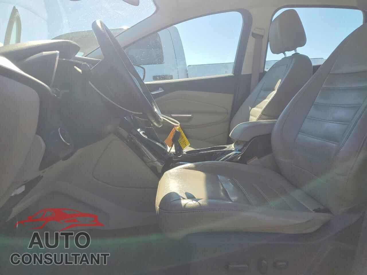 FORD CMAX 2017 - 1FADP5FU2HL112660