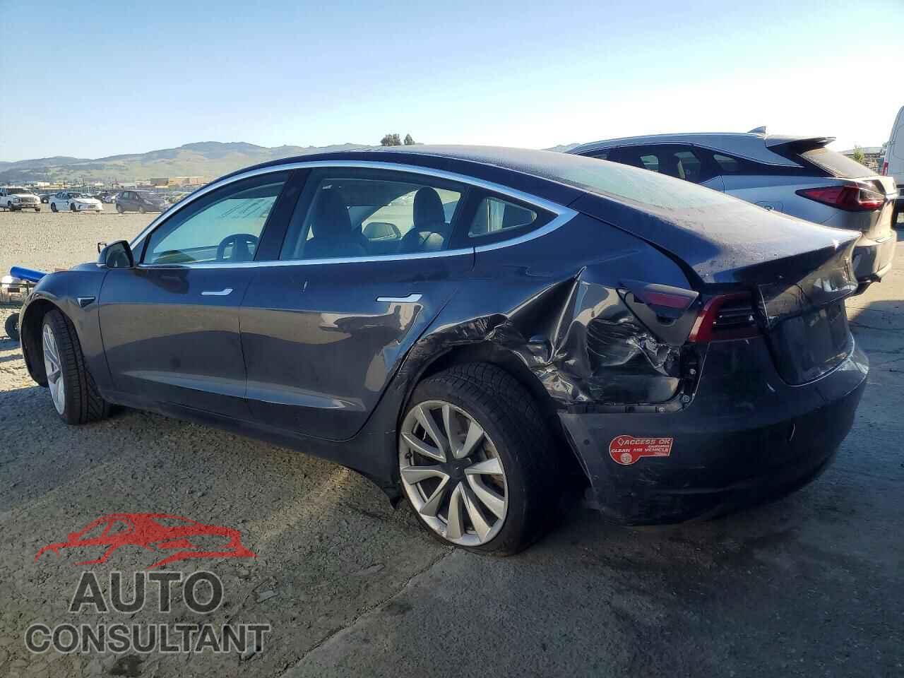 TESLA MODEL 3 2018 - 5YJ3E1EA0JF056786