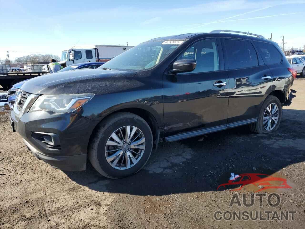 NISSAN PATHFINDER 2018 - 5N1DR2MM8JC621224