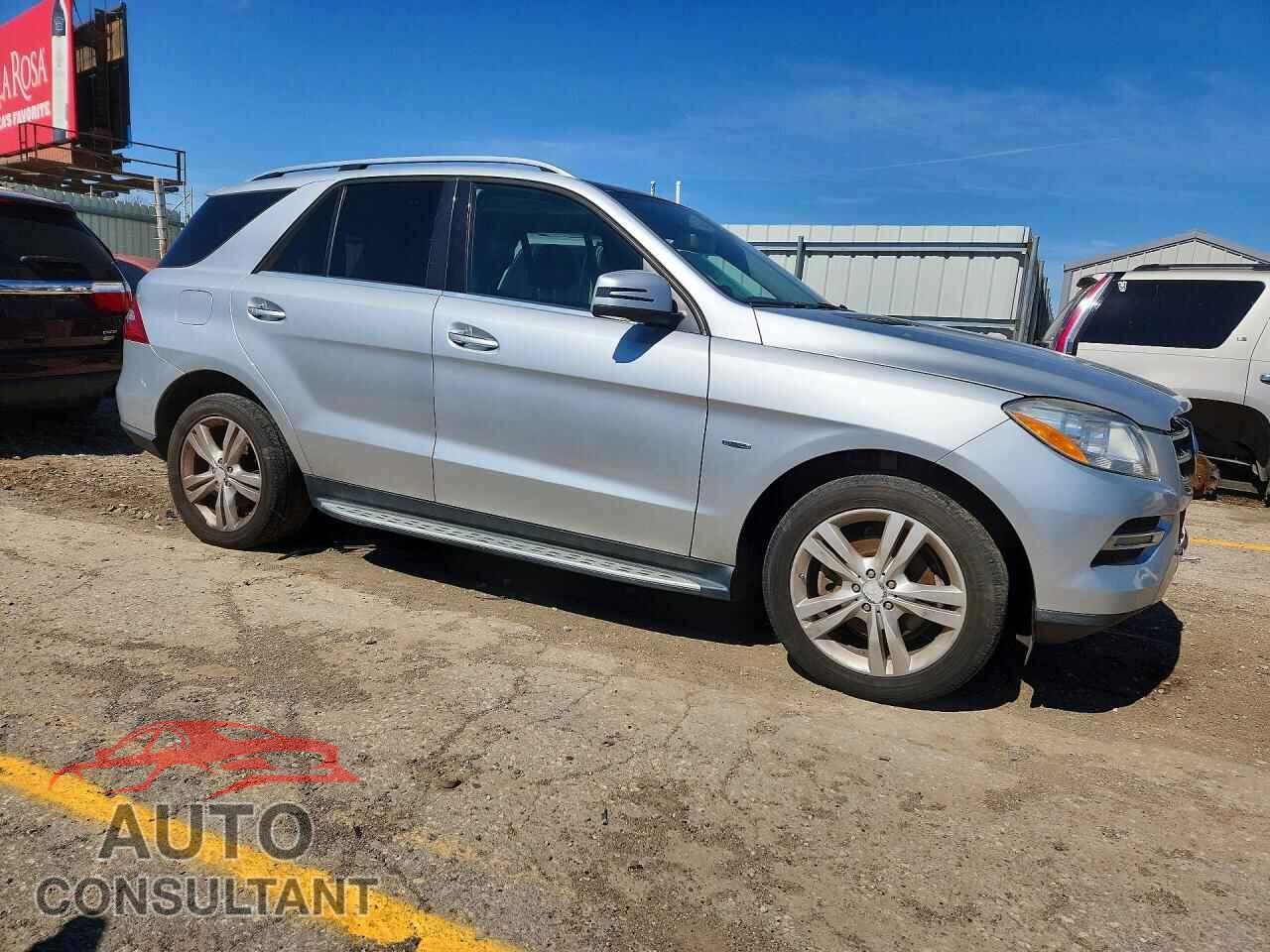 MERCEDES-BENZ M-CLASS 2012 - 4JGDA5HB3CA018584