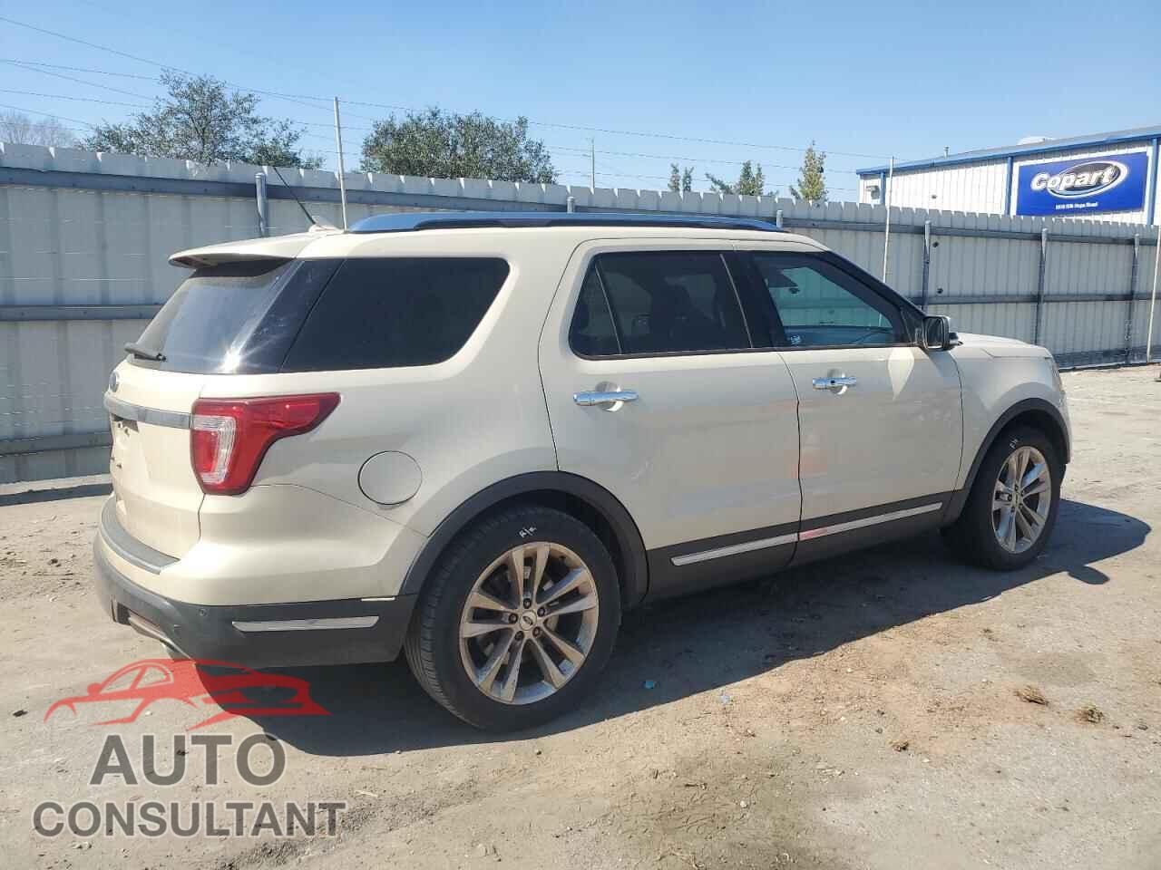 FORD EXPLORER 2018 - 1FM5K7F89JGB15139