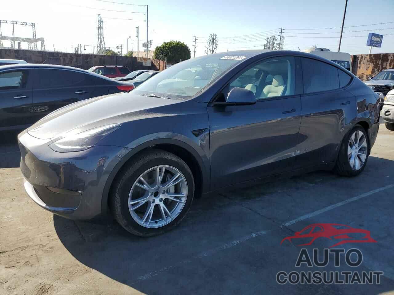 TESLA MODEL Y 2023 - 7SAYGDED7PF949576