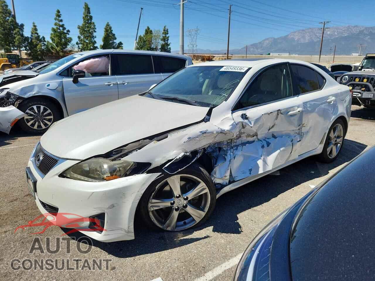 LEXUS IS 2012 - JTHBF5C21C5178040