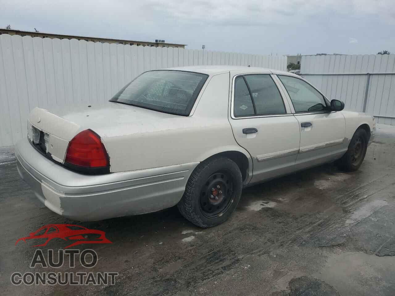 FORD CROWN VIC 2011 - 2FABP7BVXBX123711