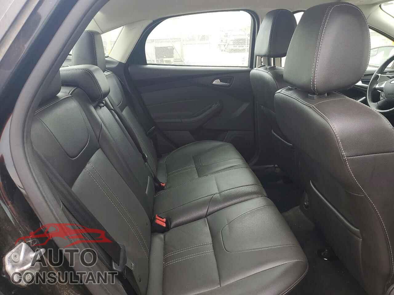FORD FOCUS 2014 - 1FADP3F27EL254520