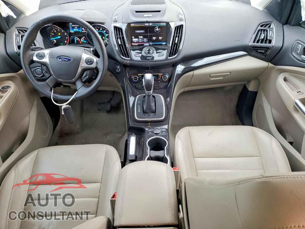 FORD ESCAPE 2014 - 1FMCU0J92EUA84252