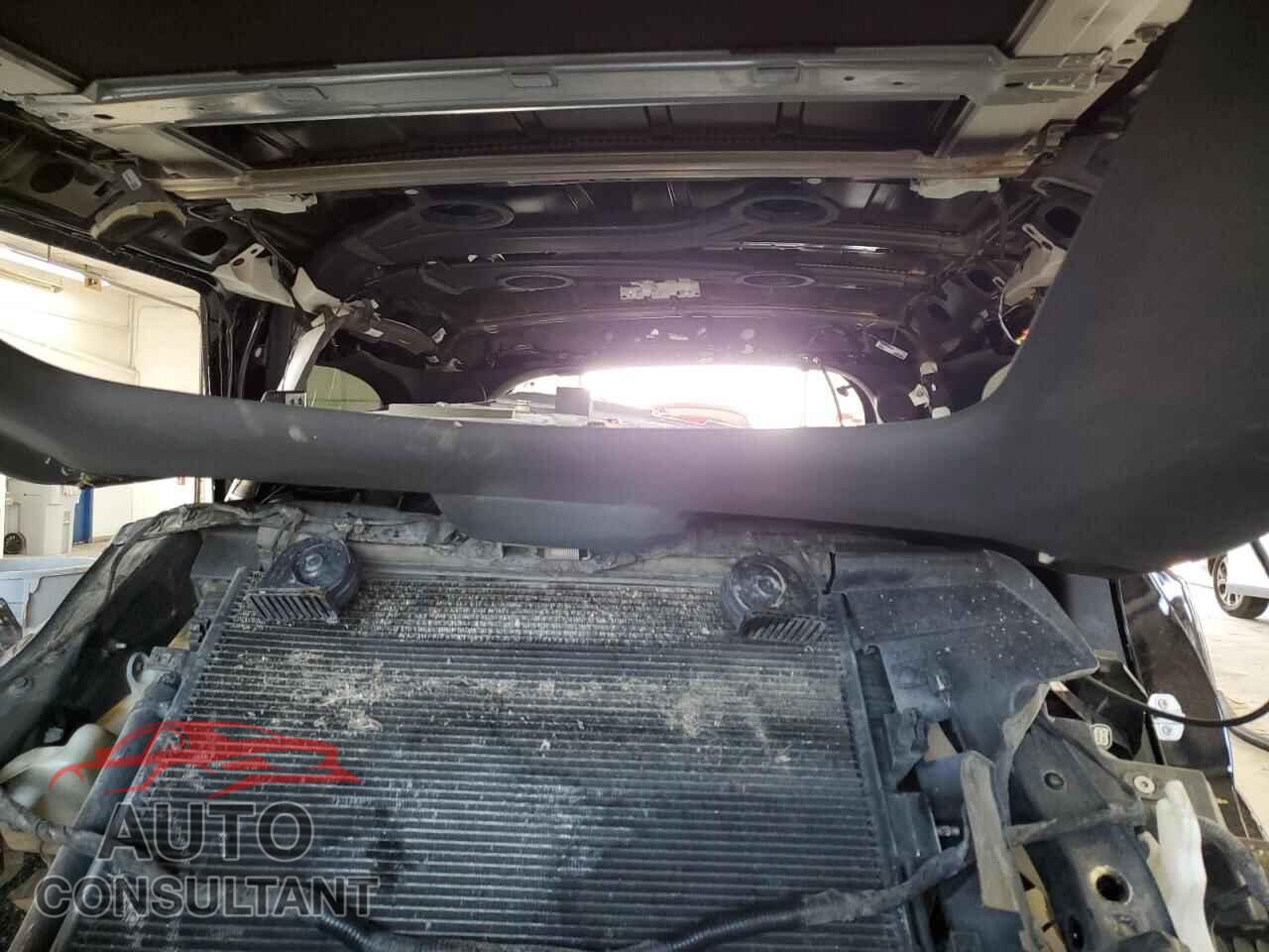 DODGE DURANGO 2018 - 1C4SDJCT1JC385366