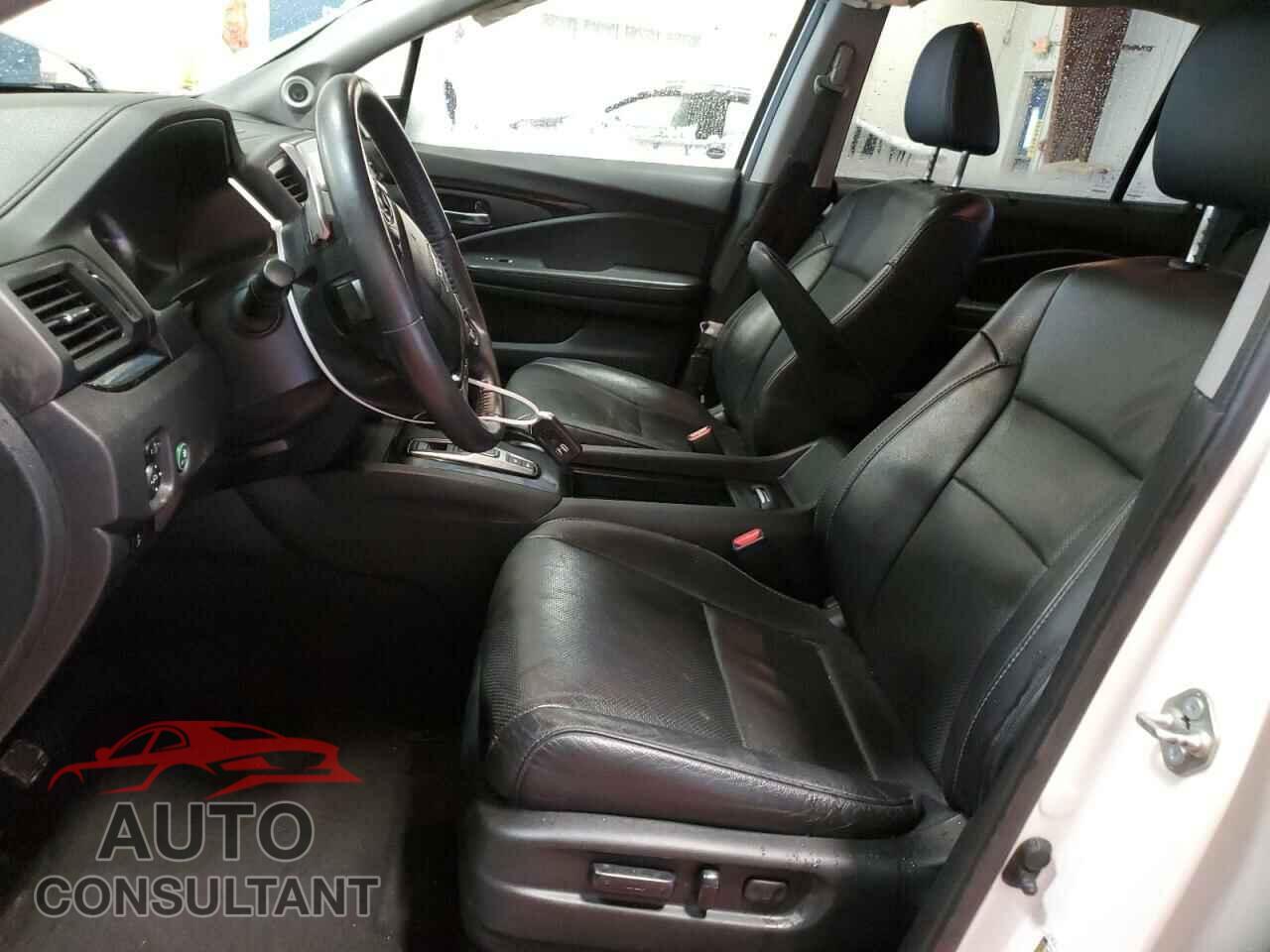 HONDA PILOT 2017 - 5FNYF6H0XHB031262