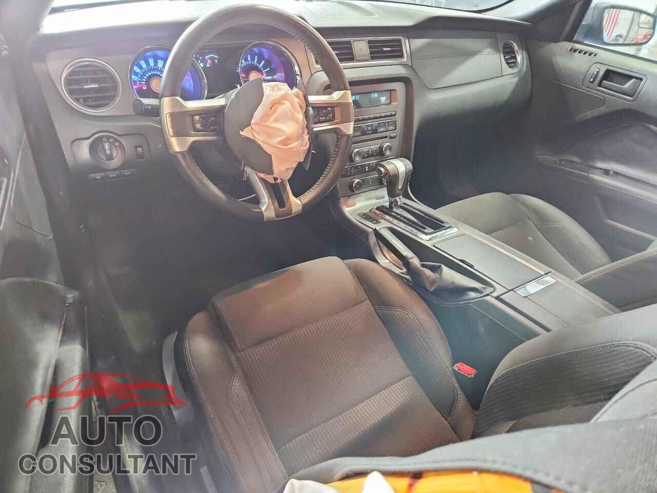 FORD MUSTANG 2012 - 1ZVBP8EM1C5218452