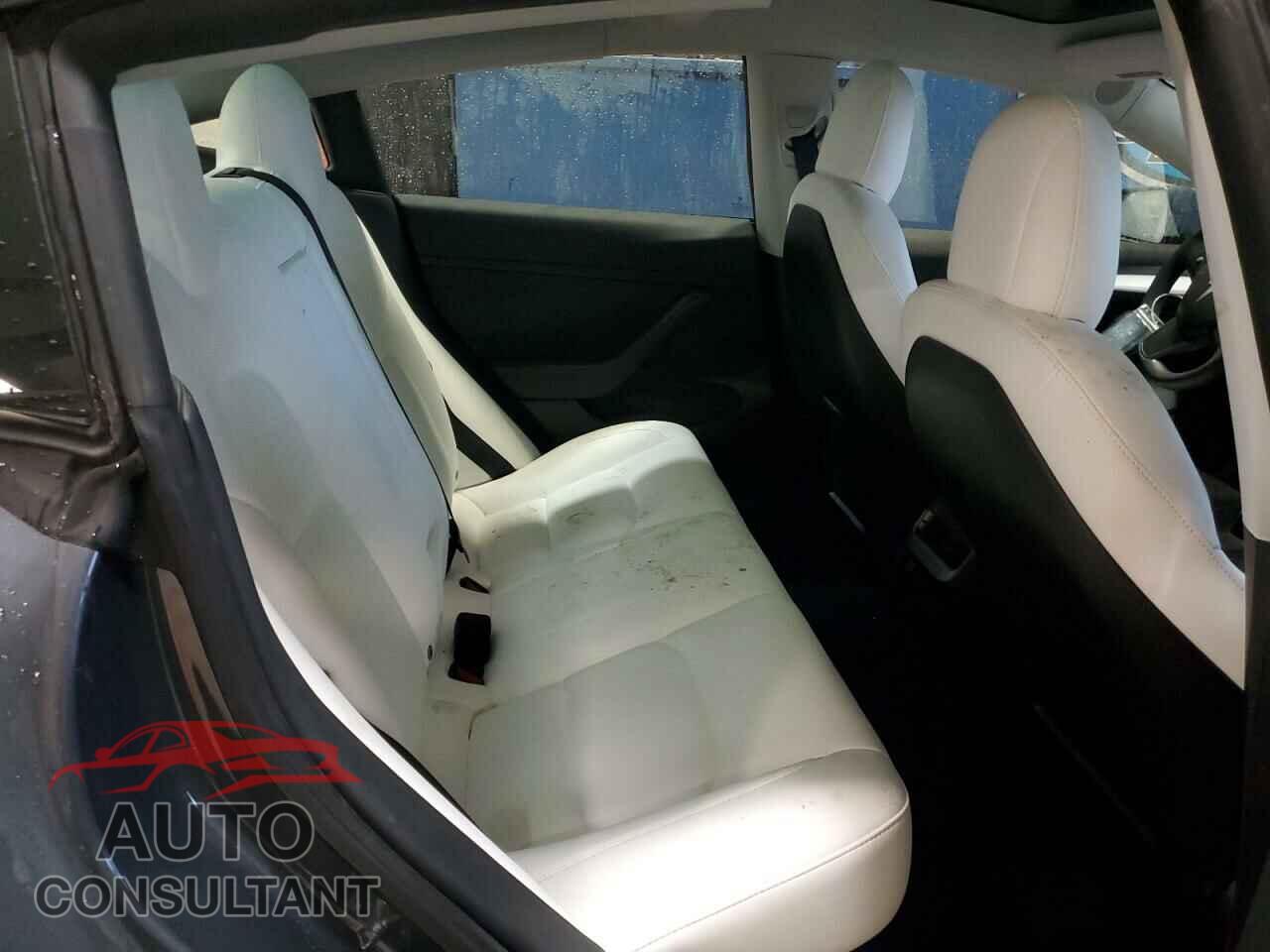 TESLA MODEL 3 2022 - 5YJ3E1EB9NF249727