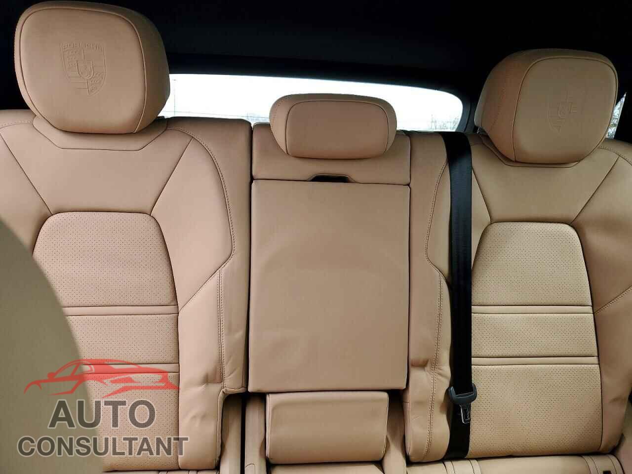 PORSCHE CAYENNE 2021 - WP1AA2AY8MDA04991