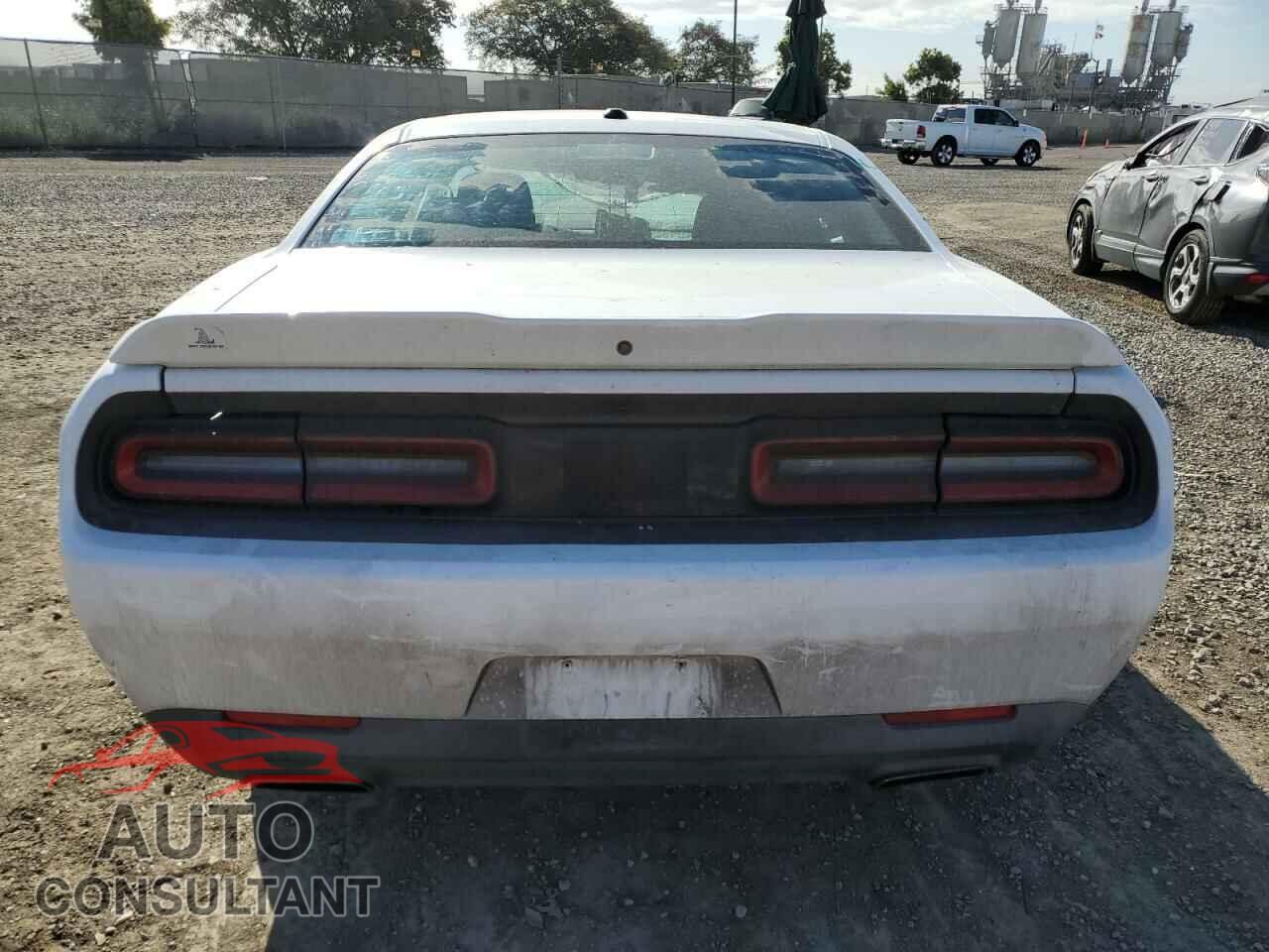 DODGE CHALLENGER 2018 - 2C3CDZAG4JH236170