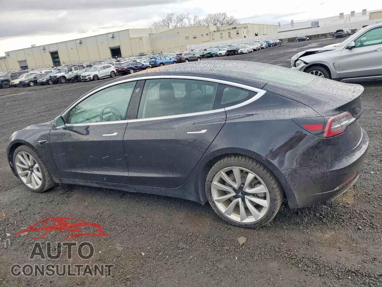 TESLA MODEL 3 2018 - 5YJ3E1EB2JF071816
