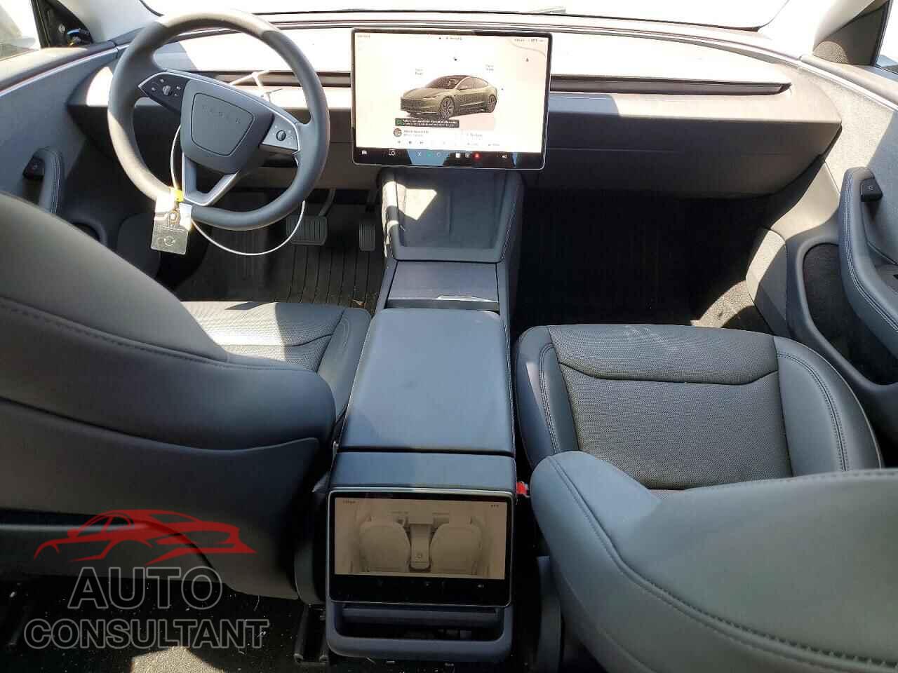 TESLA MODEL 3 2025 - 5YJ3E1EA2SF080976
