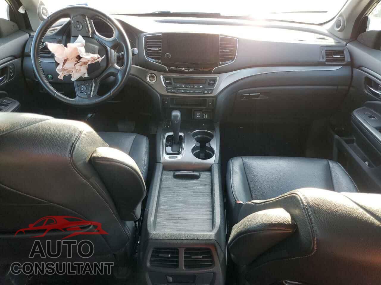 HONDA PILOT 2019 - 5FNYF5H52KB024576