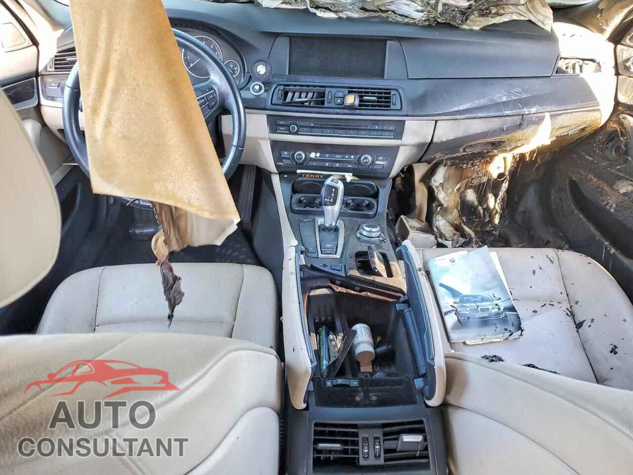 BMW 5 SERIES 2011 - WBAFR7C50BC604792