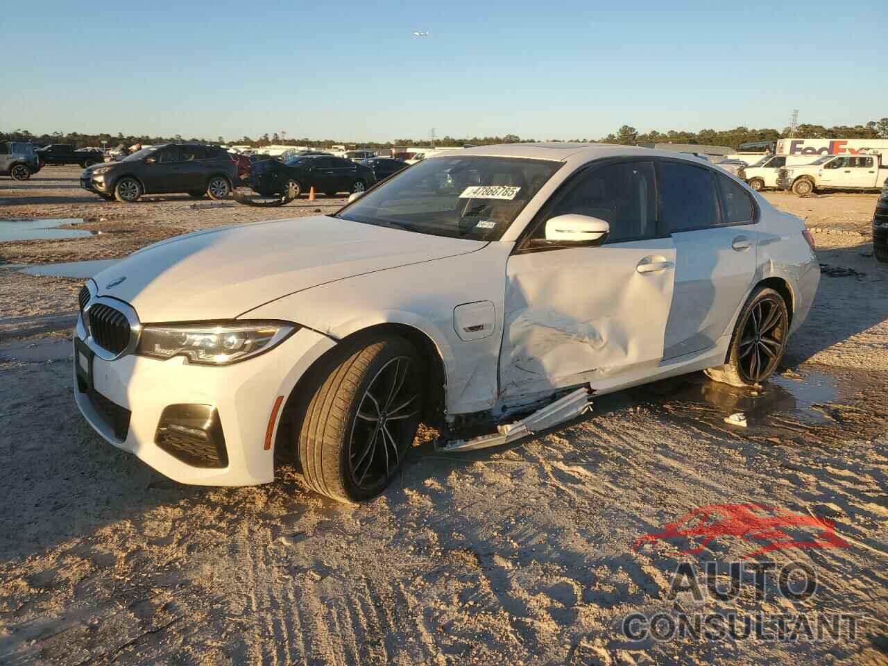 BMW 3 SERIES 2022 - 3MW5P7J05N8C64284