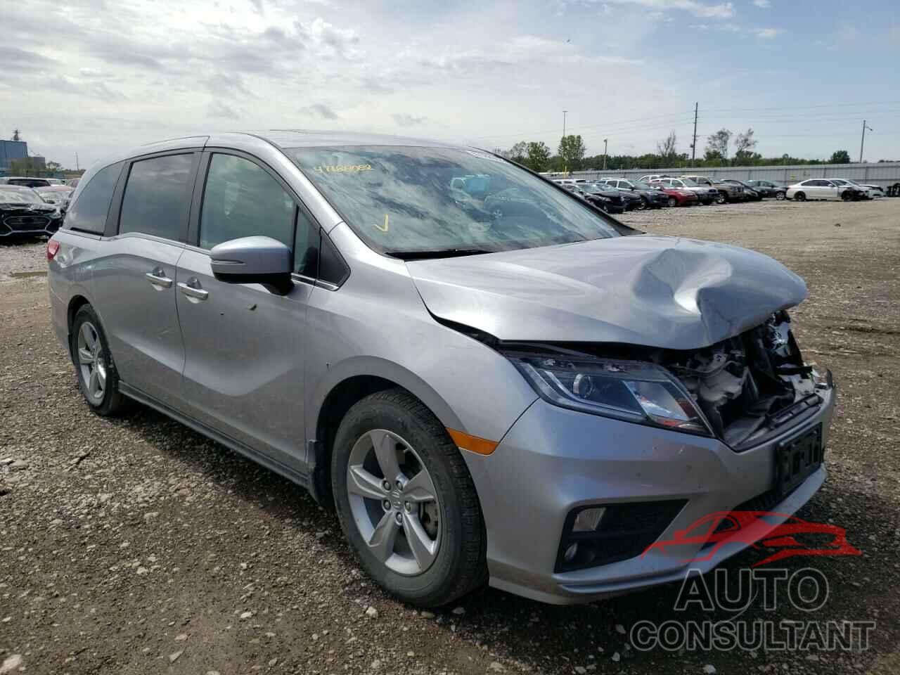 HONDA ODYSSEY 2018 - 5FNRL6H73JB021575