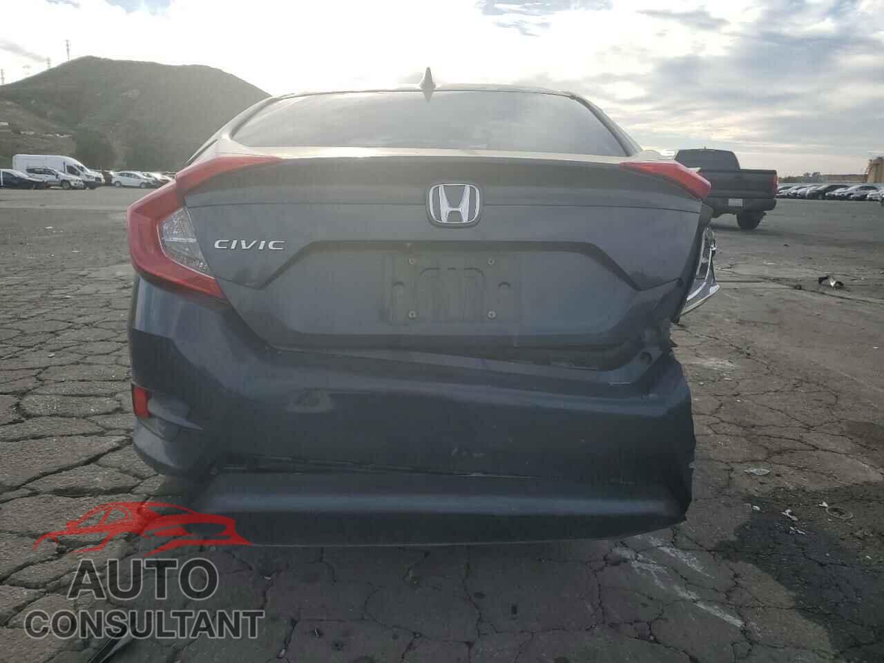 HONDA CIVIC 2017 - 2HGFC2F75HH563801