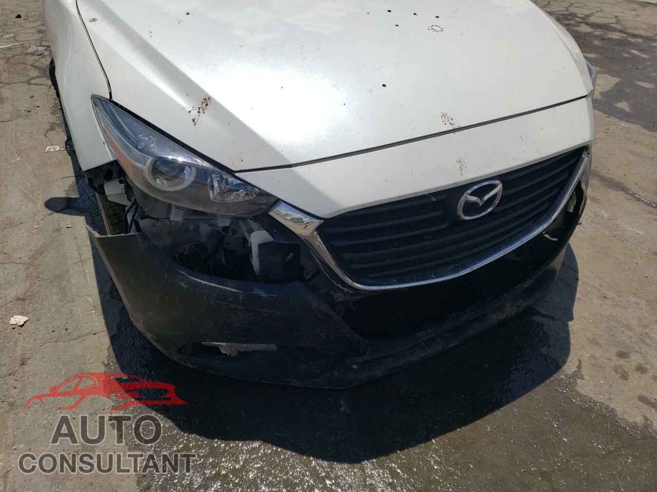 MAZDA 3 2017 - 3MZBN1L76HM121145