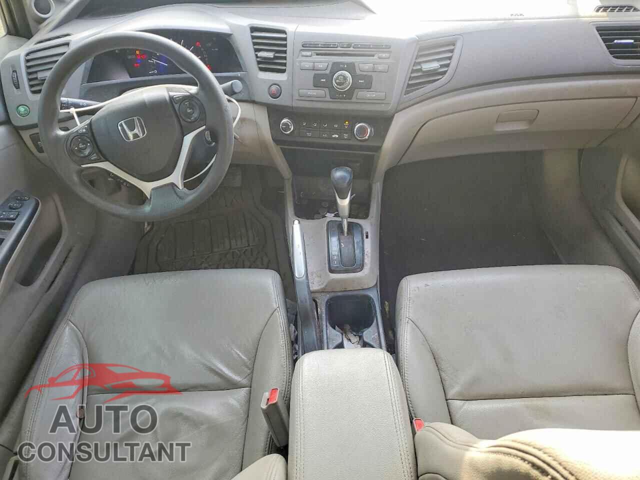 HONDA CIVIC 2012 - 2HGFB2F80CH502019