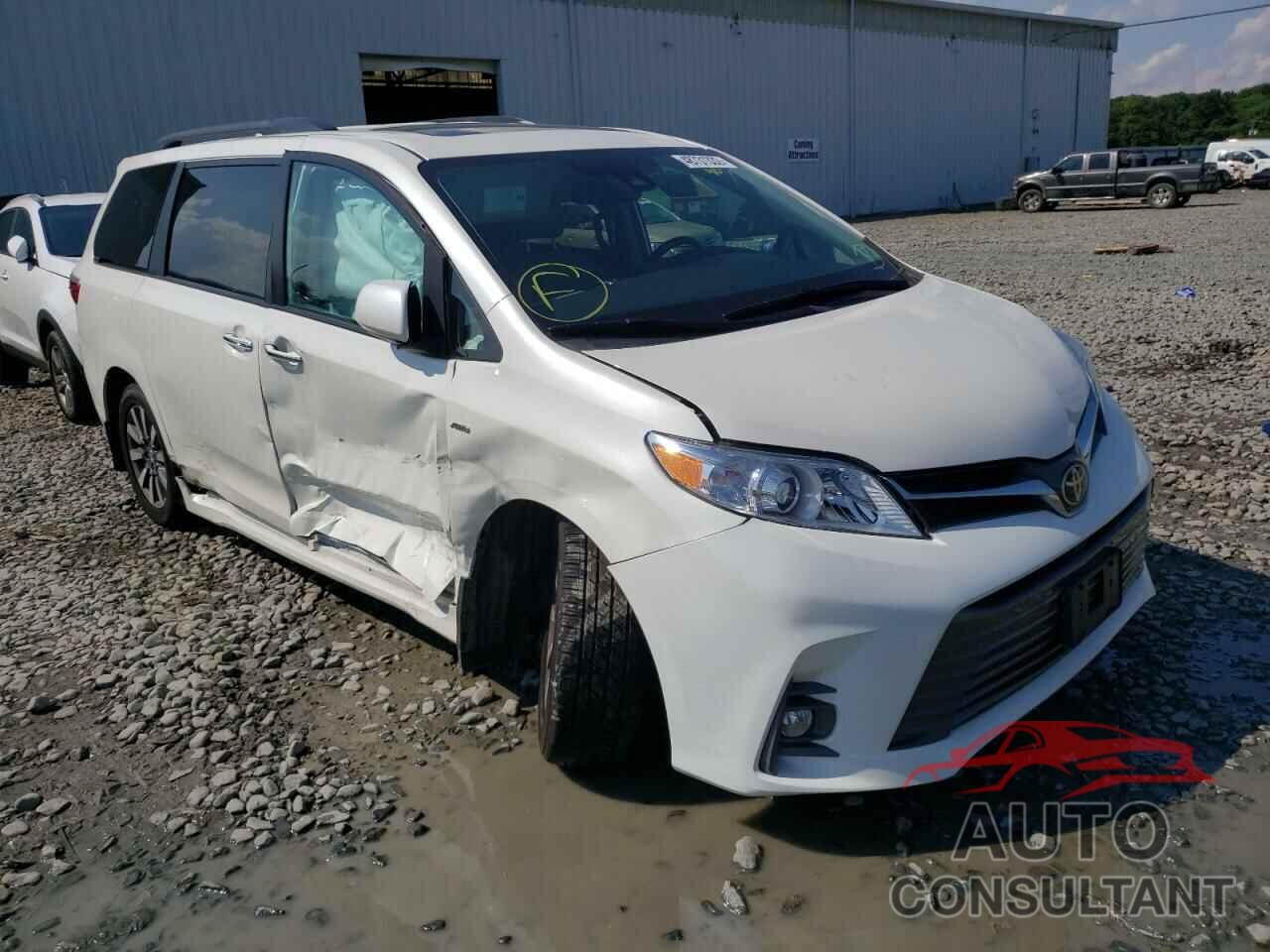 TOYOTA SIENNA 2020 - 5TDDZ3DC0LS239210