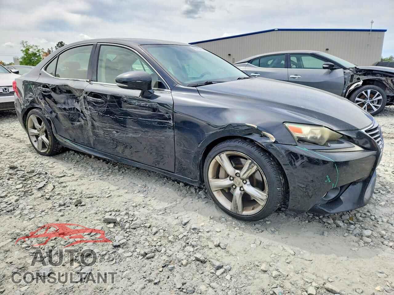 LEXUS IS 2014 - JTHBE1D26E5005482