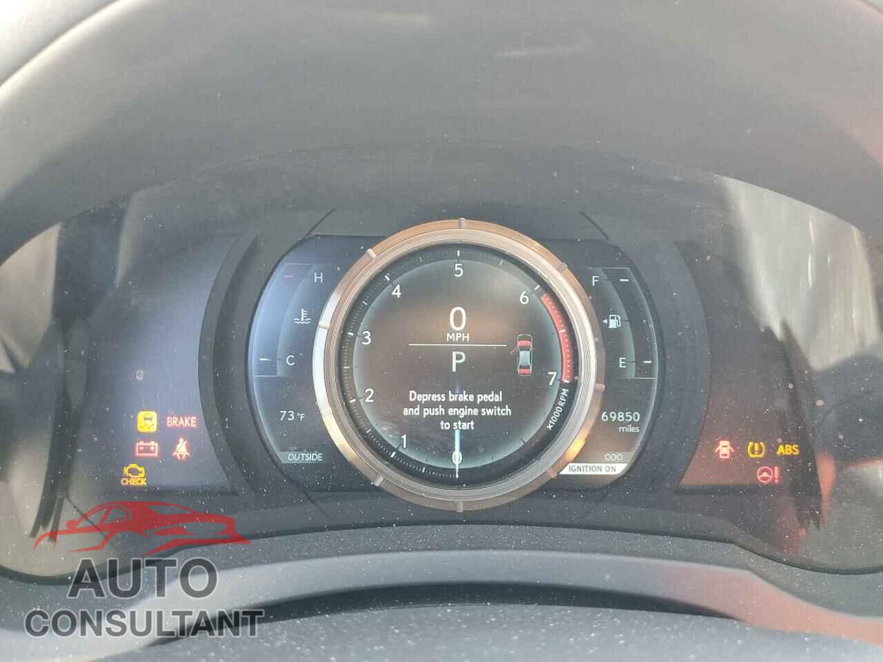 LEXUS IS 2016 - JTHBA1D22G5018423