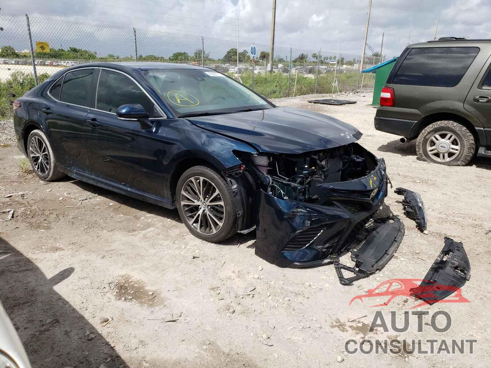 TOYOTA CAMRY 2019 - 4T1B11HK1KU739791