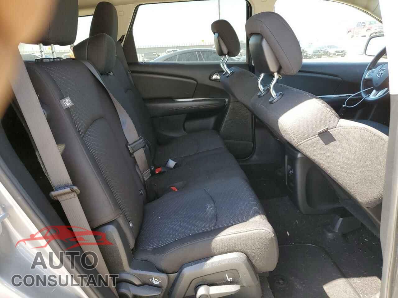 DODGE JOURNEY 2017 - 3C4PDCBB7HT612472