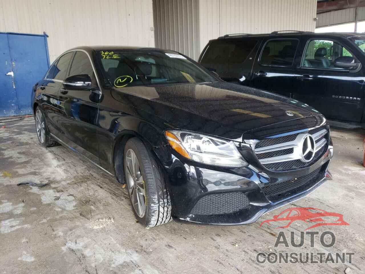 MERCEDES-BENZ C-CLASS 2018 - 55SWF4JB1JU238814