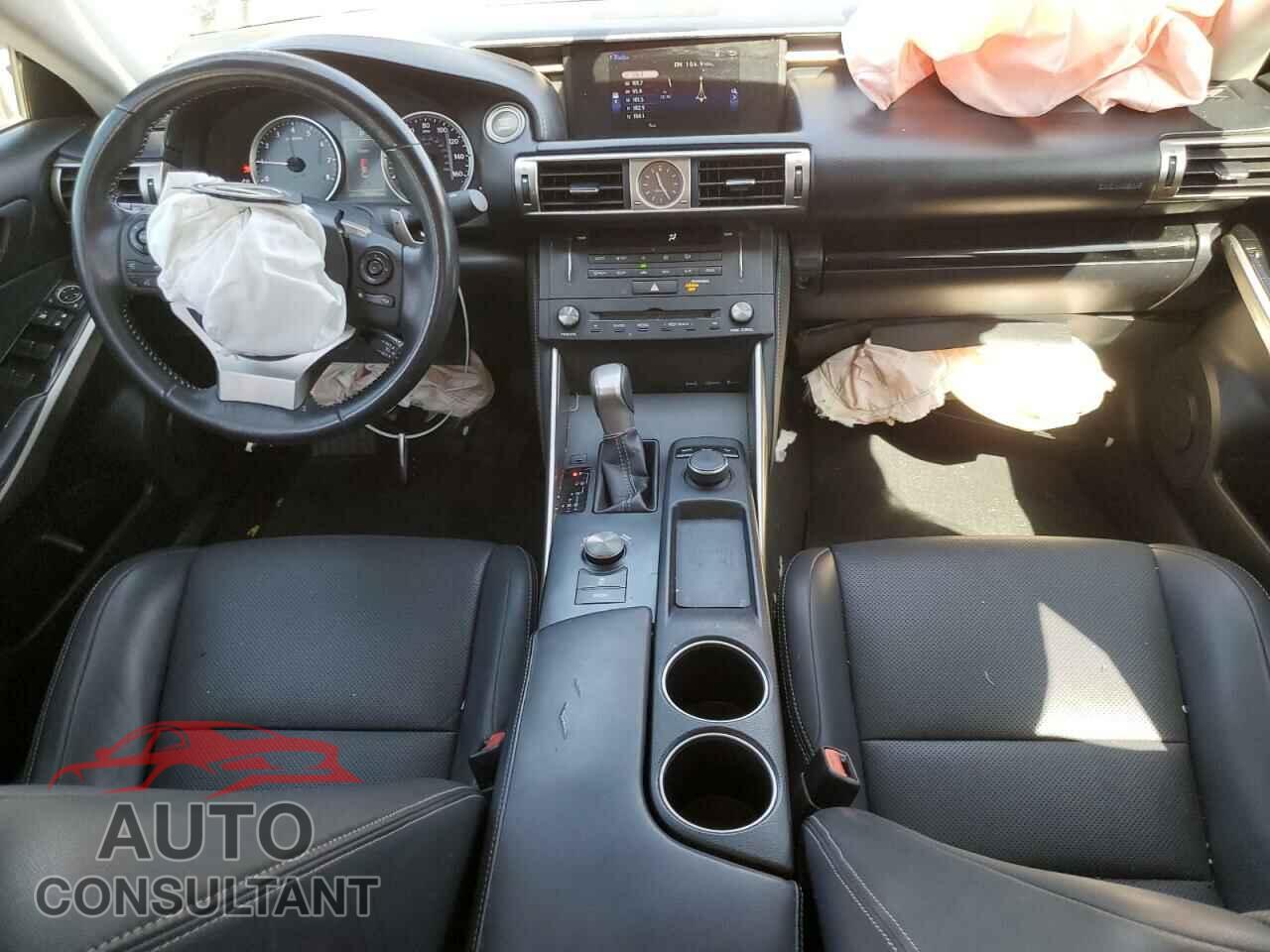 LEXUS IS 2015 - JTHBF1D20F5055633