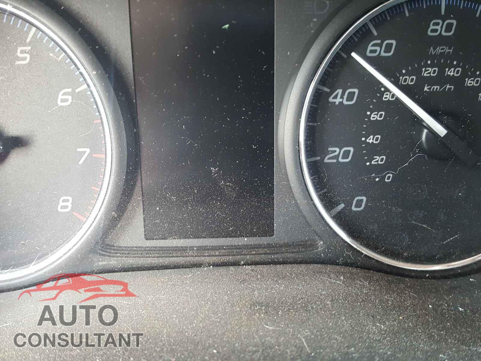 MITSUBISHI OUTLANDER 2017 - JA4AD2A35HZ038404