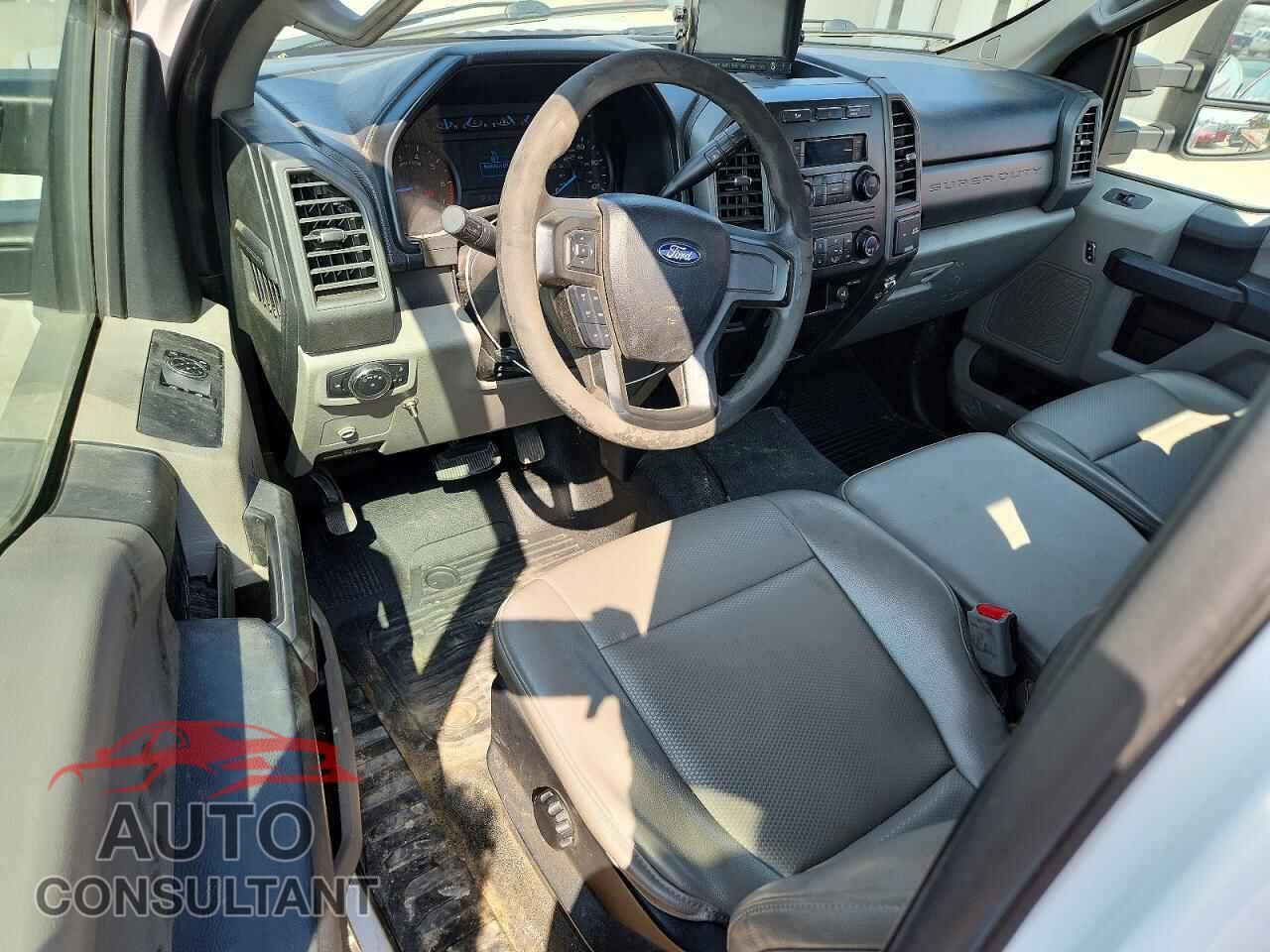 FORD F250 2017 - 1FTBF2B64HED53425