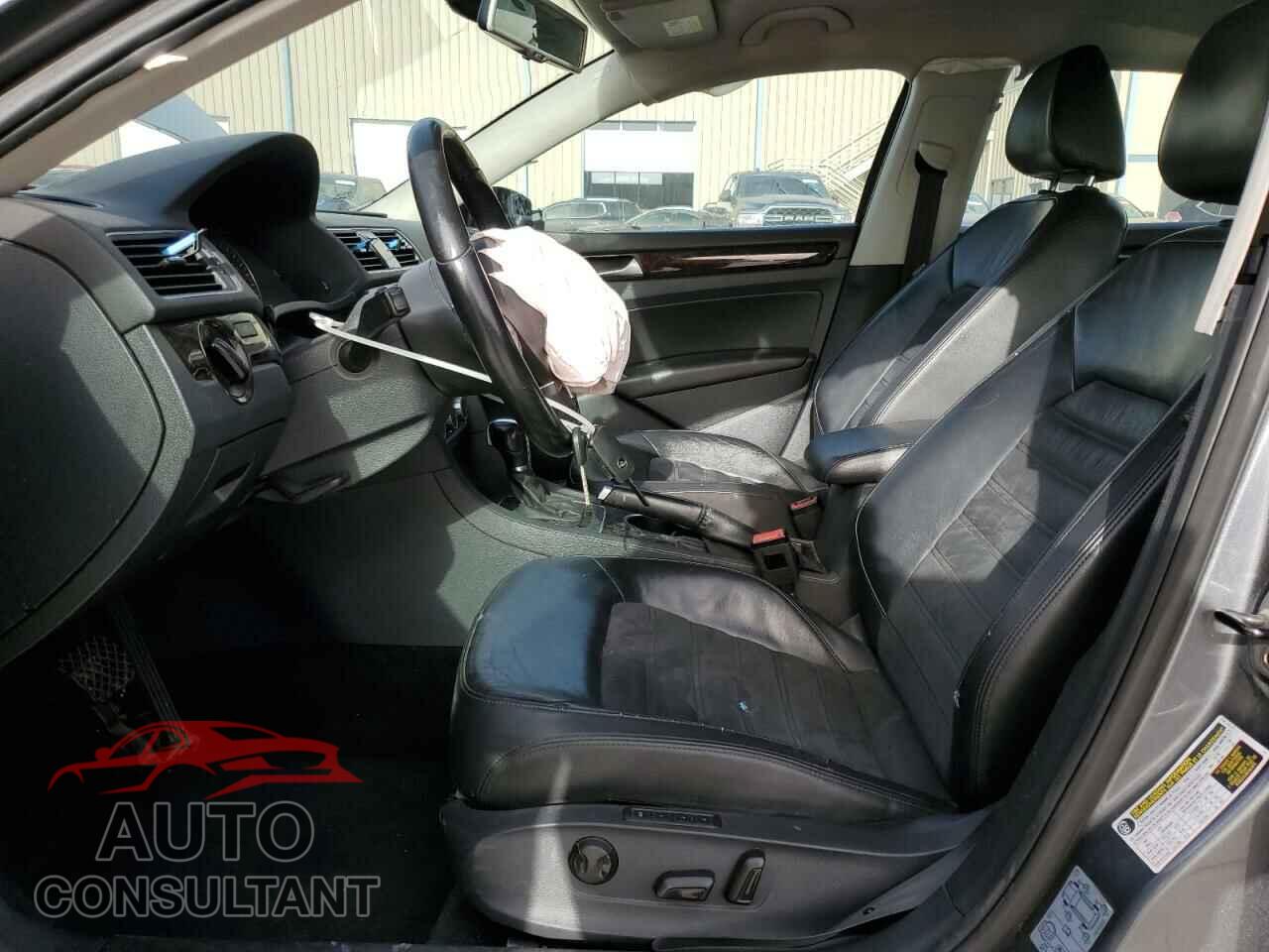 VOLKSWAGEN PASSAT 2014 - 1VWCT7A36EC005793