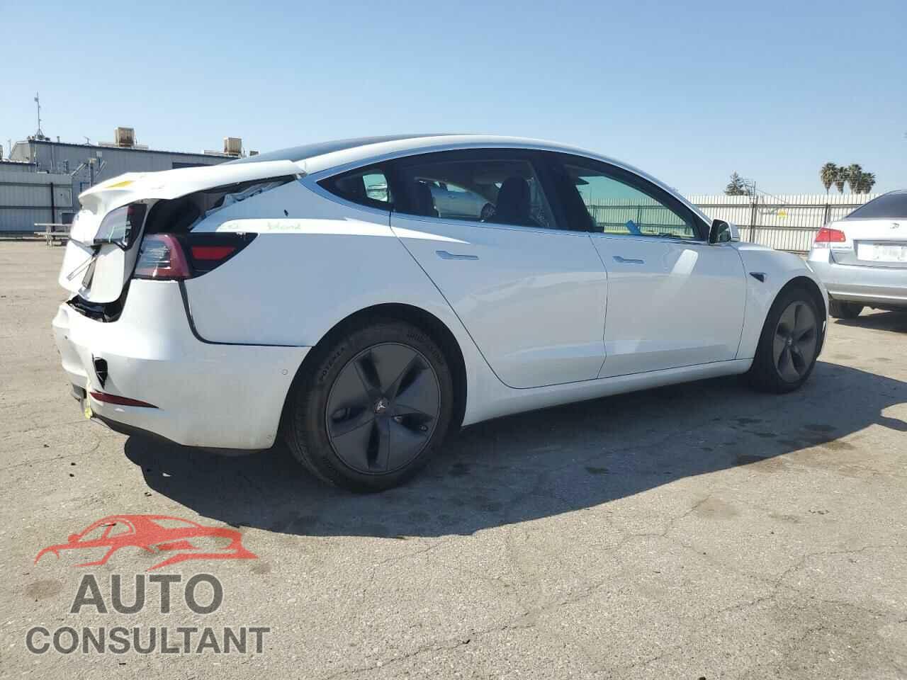 TESLA MODEL 3 2019 - 5YJ3E1EA3KF483719