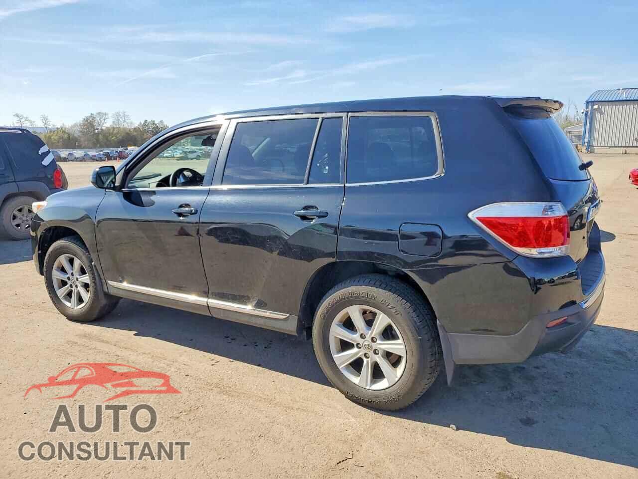 TOYOTA HIGHLANDER 2013 - 5TDBK3EH8DS266453