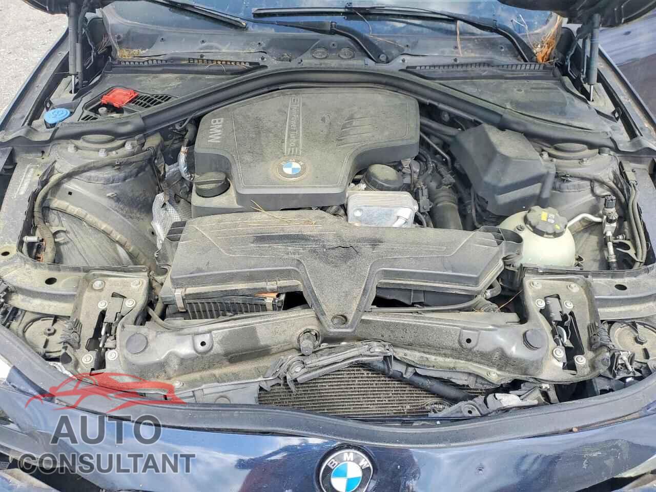 BMW 3 SERIES 2016 - WBA8E1G53GNU10801