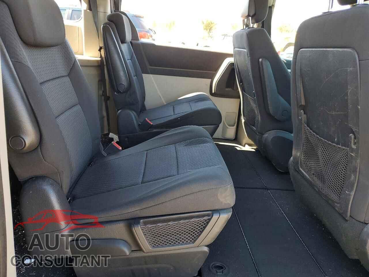 DODGE CARAVAN 2010 - 2D4RN4DEXAR302556