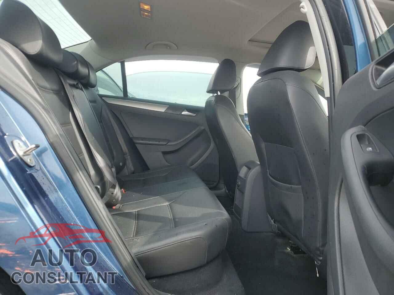 VOLKSWAGEN JETTA 2017 - 3VWDB7AJ9HM202238