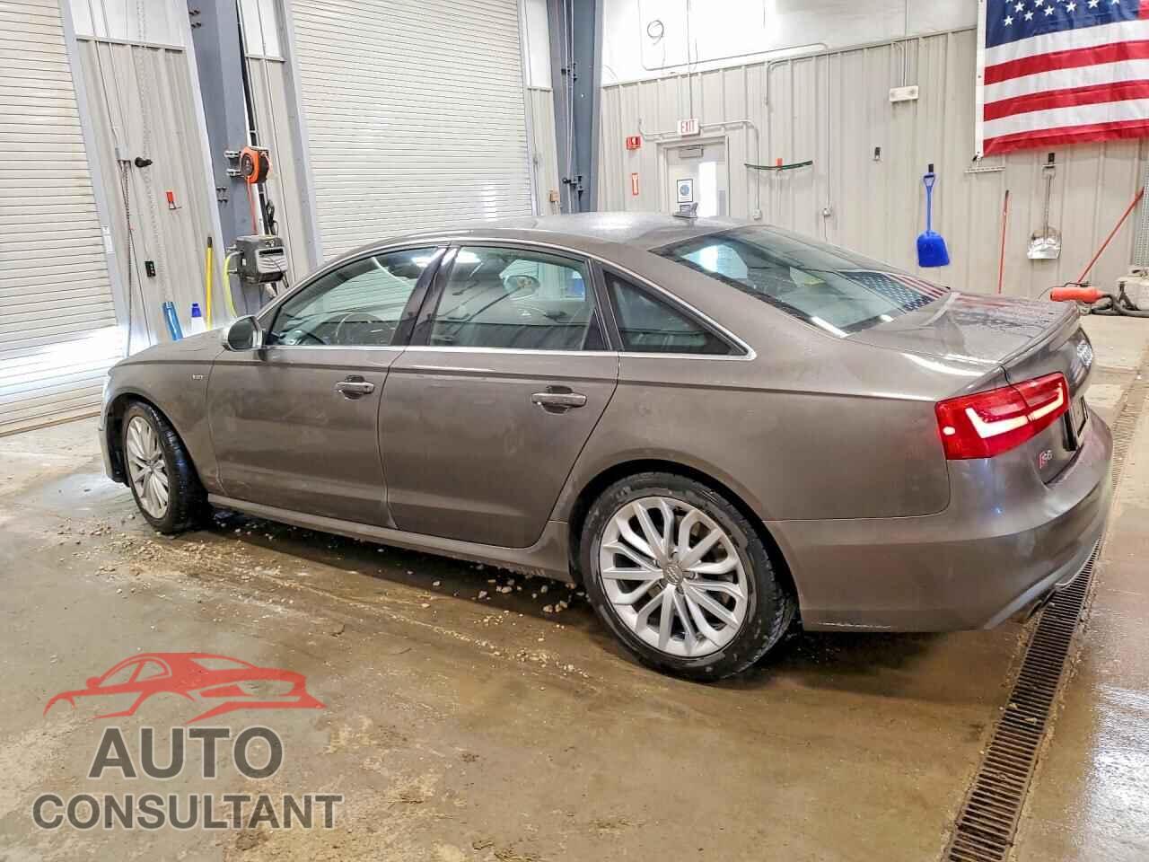 AUDI S6/RS6 2013 - WAUJ2BFC2DN103468